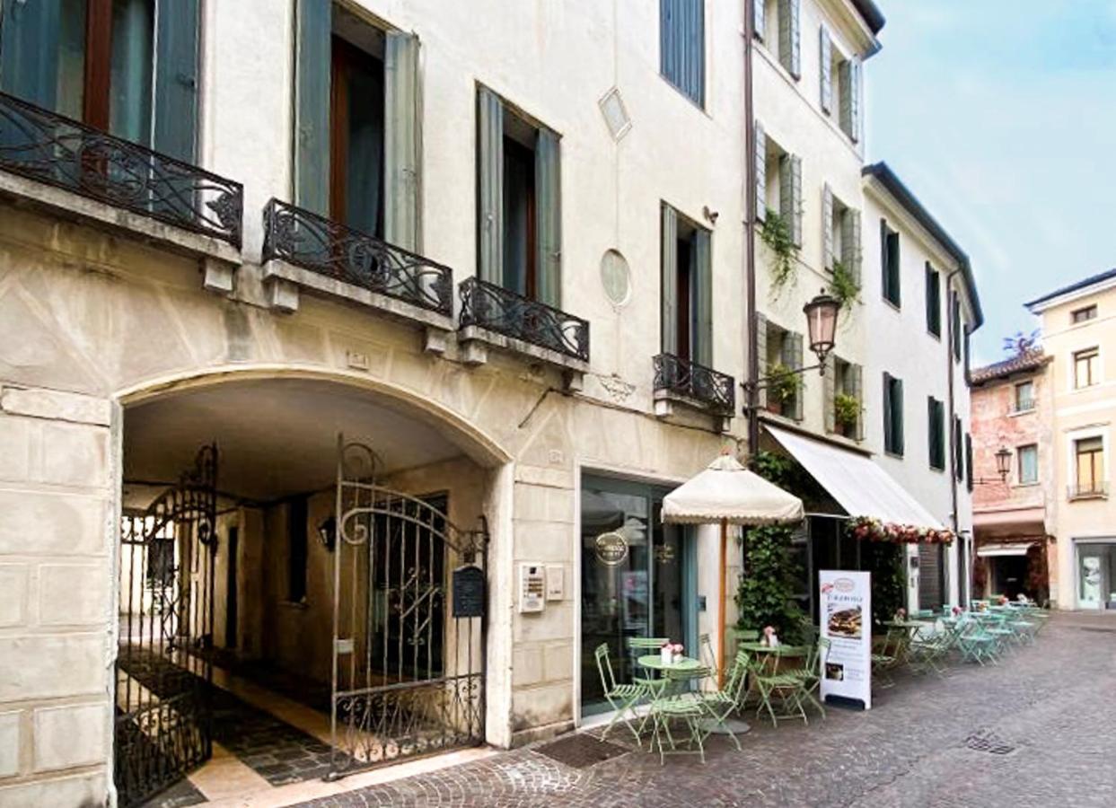 Dolfin Apartment * * * * * Treviso Exterior photo
