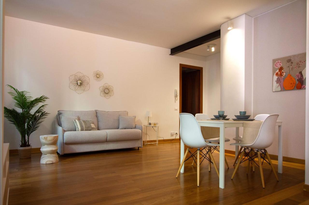 Dolfin Apartment * * * * * Treviso Exterior photo